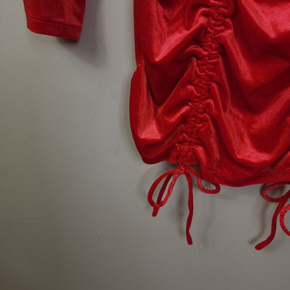 Wild Fable Long Sleeve Ruched Velvet Bodycon Dress in Red Size M - Picture 5 of 12